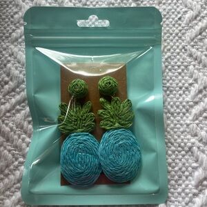 Super Cute Pineapple Fashion Earrings!